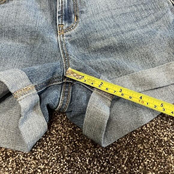 Old Navy Womens Sz 0 Jean Shorts Roll Cuff Blue Denim Mid Rise - Picture 7 of 11